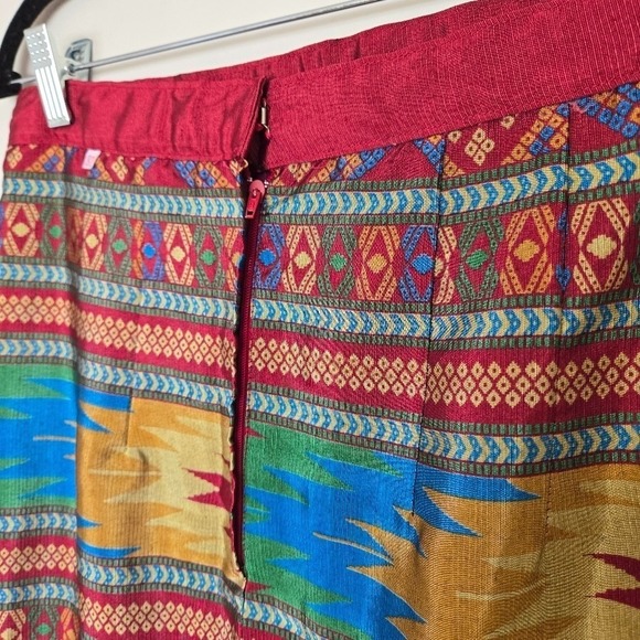 Vintage Thai Silk Skirt Size 10 M Boho Ethnic Festival Wear Bright Ikat Print - Picture 6 of 13